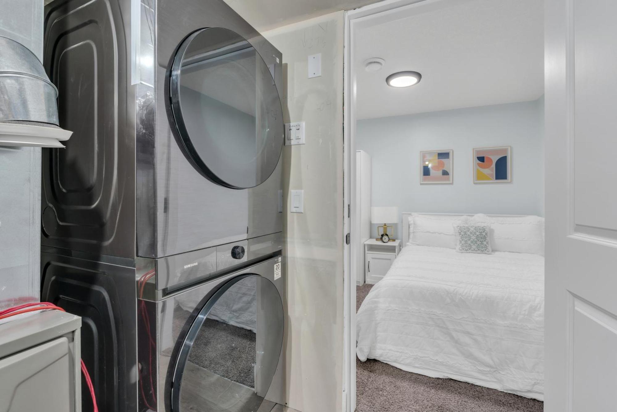 You Will Love This 2Br Guest Suite In Se คาลการี ภายนอก รูปภาพ