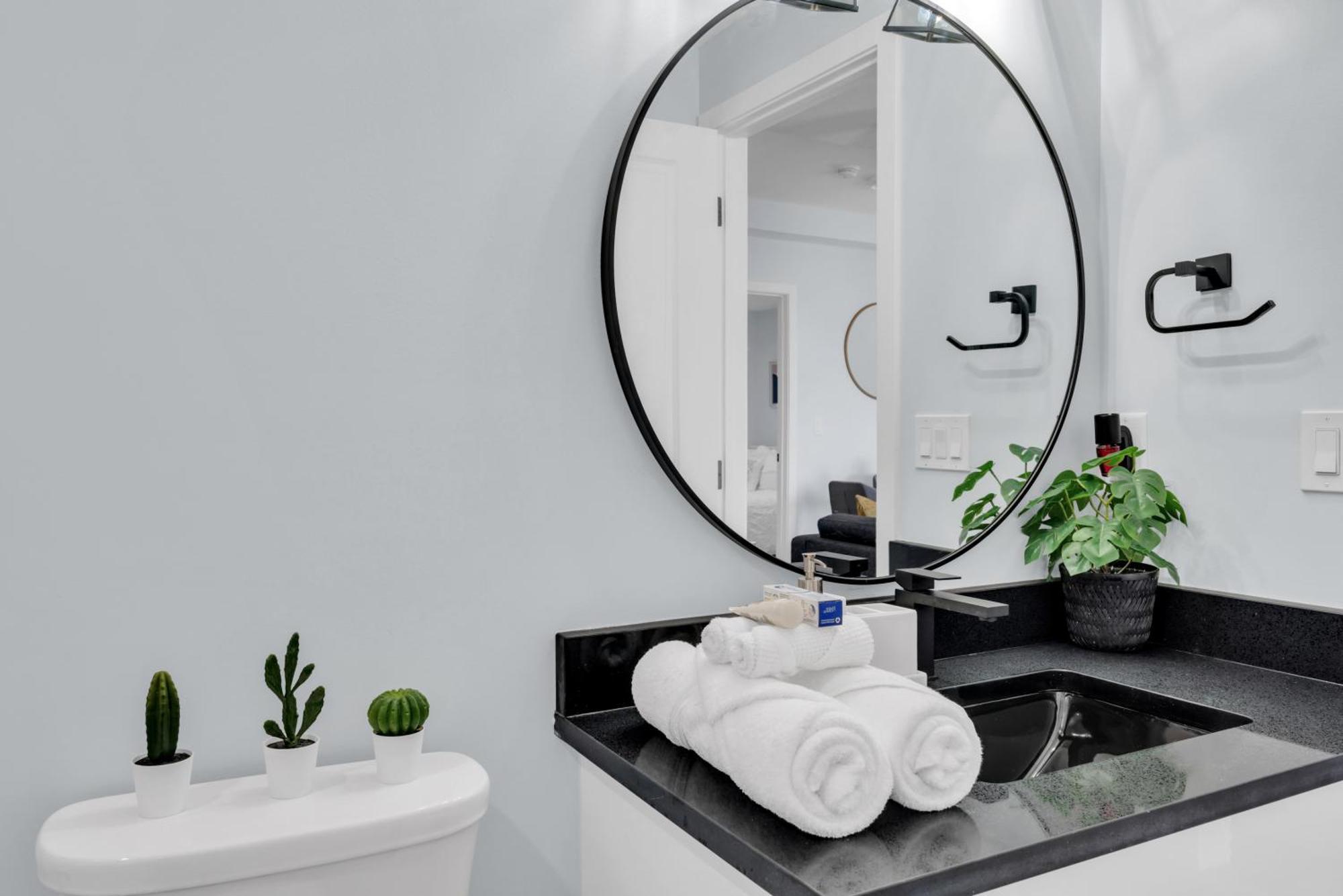 You Will Love This 2Br Guest Suite In Se คาลการี ภายนอก รูปภาพ