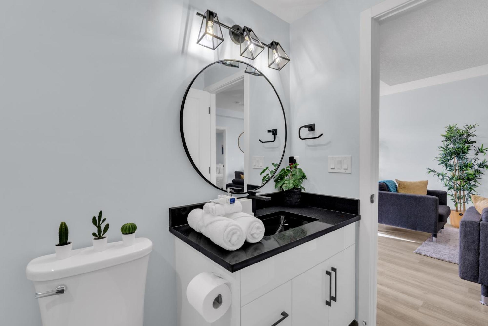 You Will Love This 2Br Guest Suite In Se คาลการี ภายนอก รูปภาพ